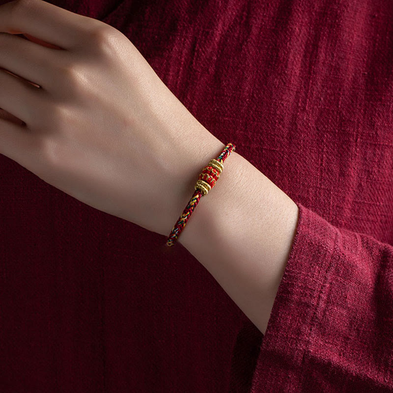 Bracelet en fil rouge fait main avec signe du zodiaque chinois pour la chance et la force