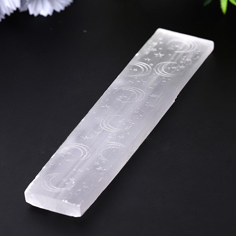 Baguette en cristal de sélénite de 8 po avec gravure de lune