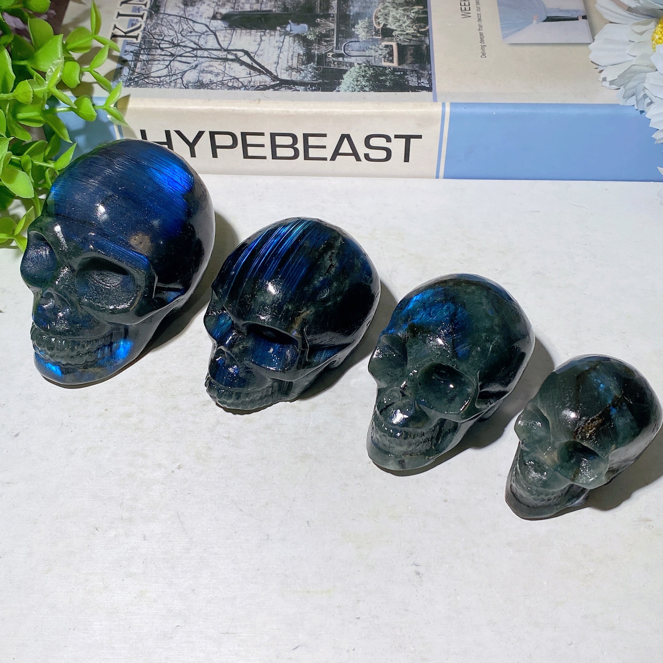 Sculpture de crâne en cristal de labradorite de 3,0 pouces pour la guérison