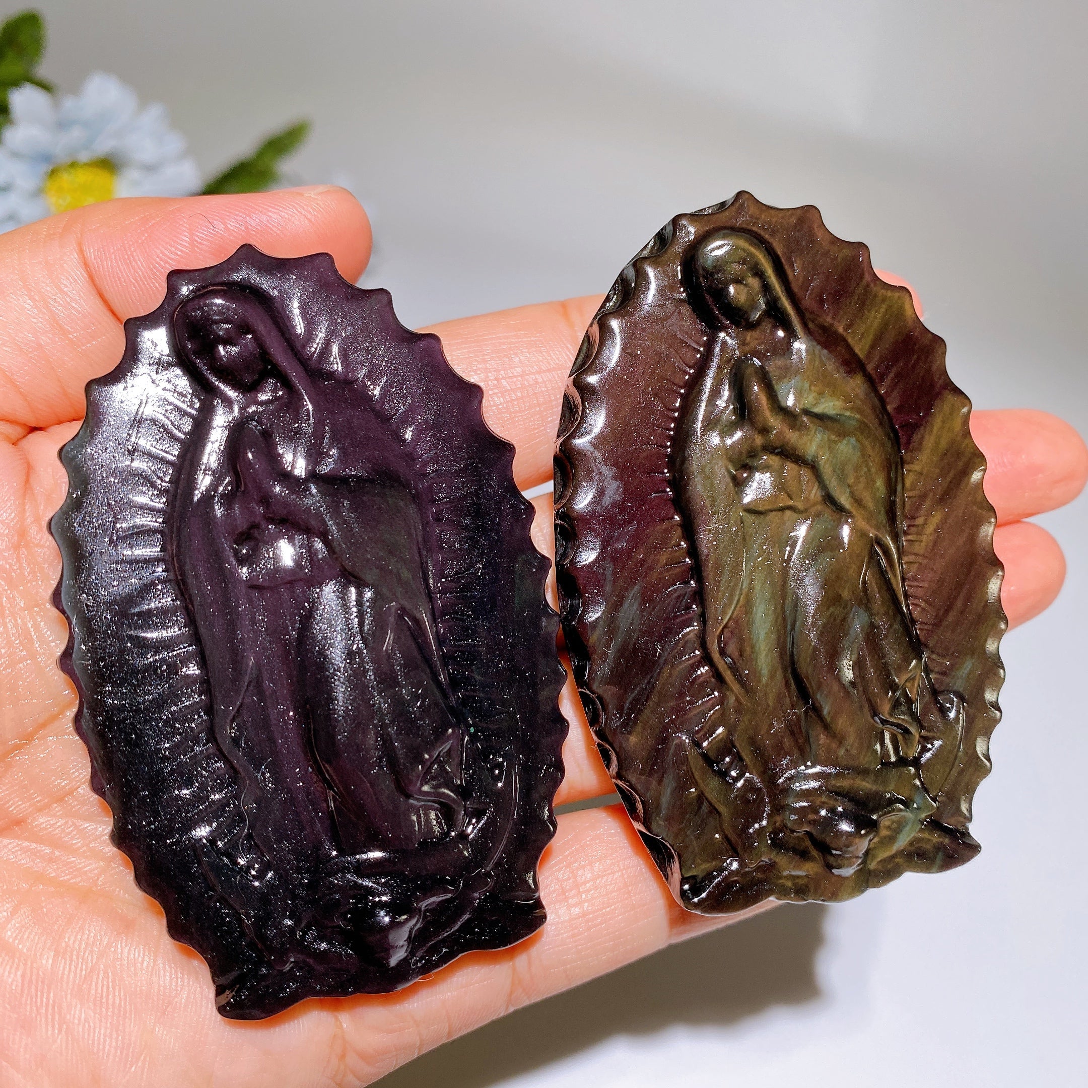 3.1-inch Rainbow Obsidian Crystal Figurine Carving
