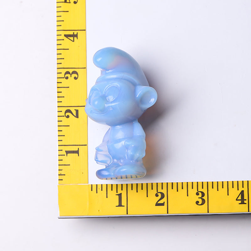 Figurine sculptée en cristal d'opalite bleue de 3,2 pouces