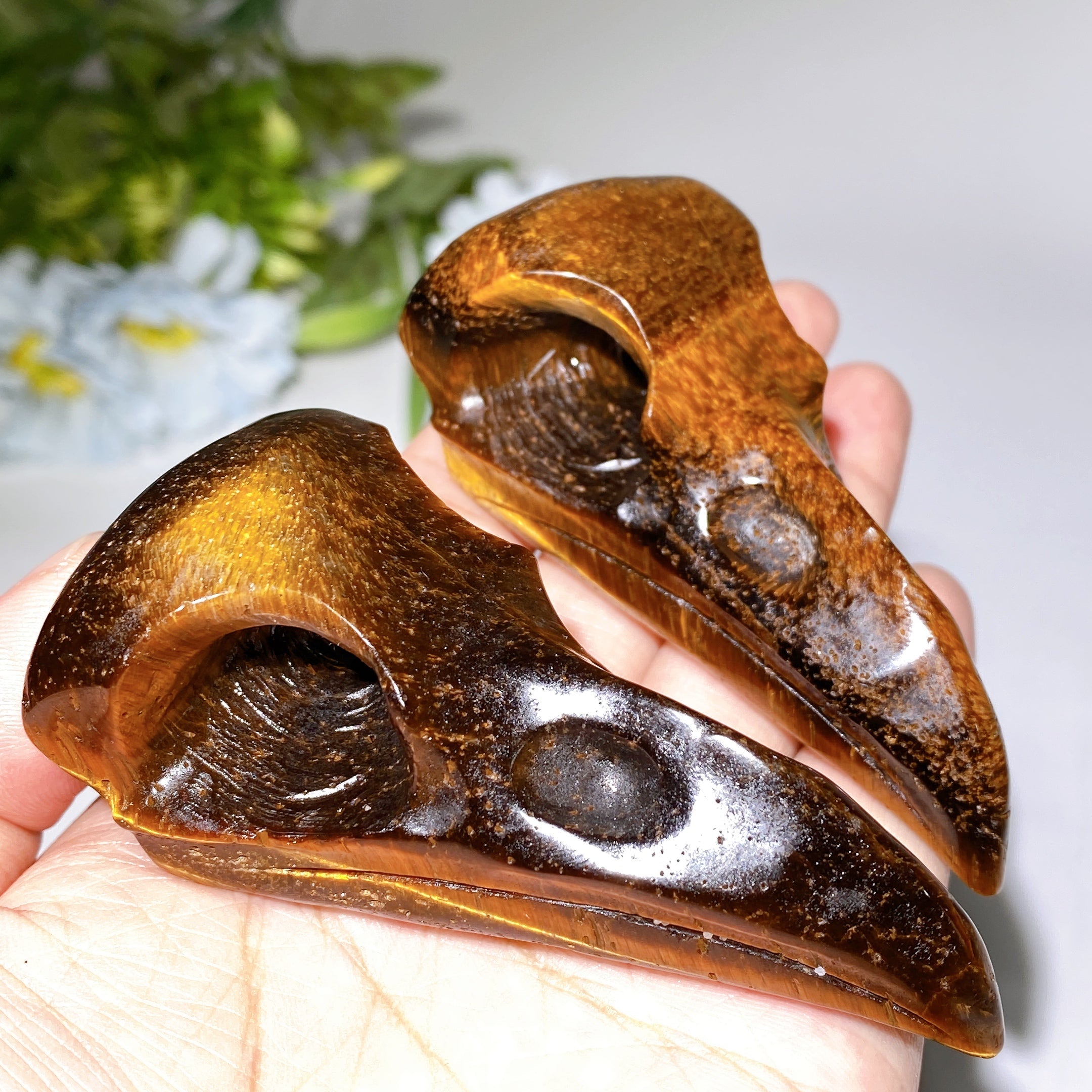 3.3 inch Yellow Tiger Eye Raven Skull Crystal Figurine for Healing