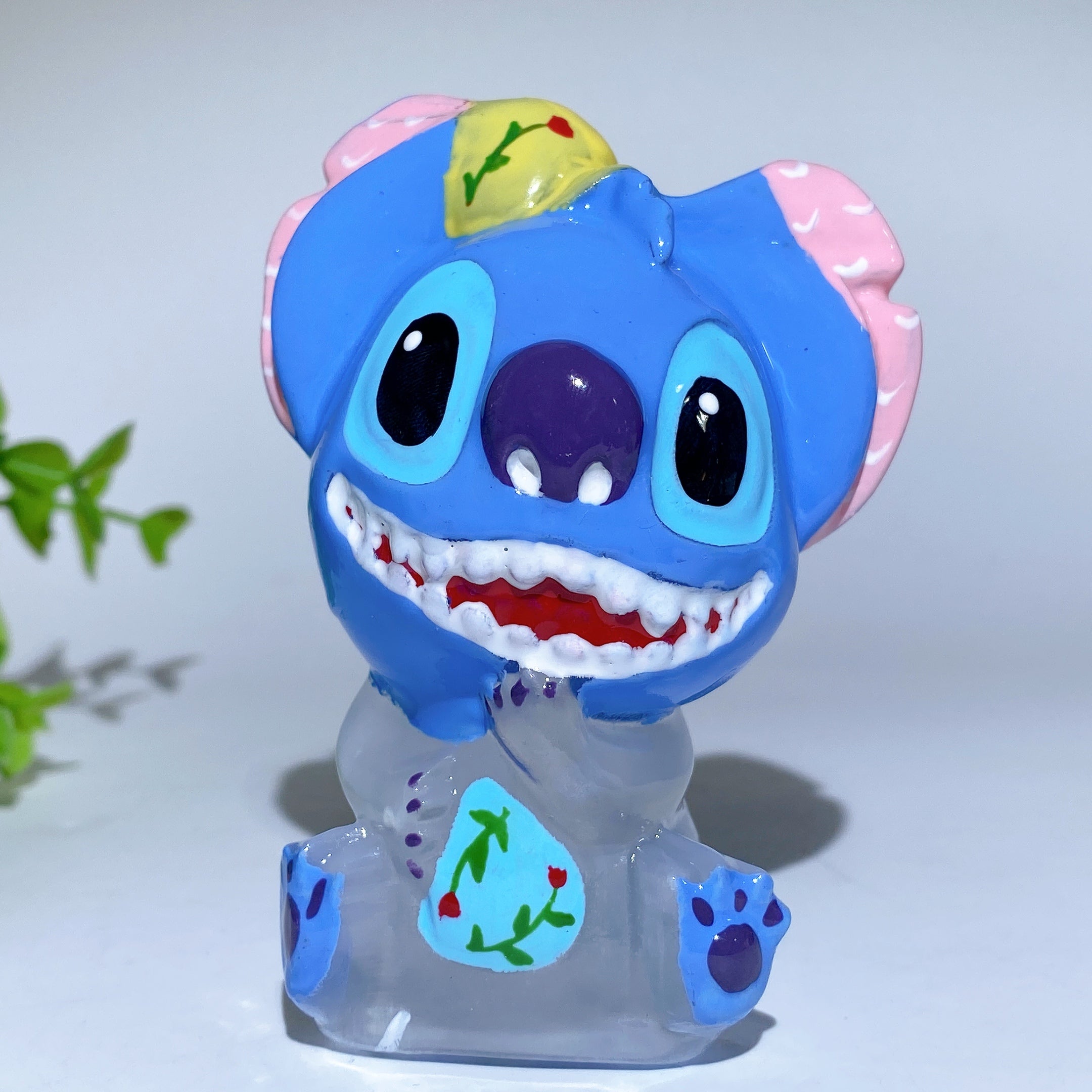Figurine en cristal de sélénite de 9 cm, sculptée et peinte