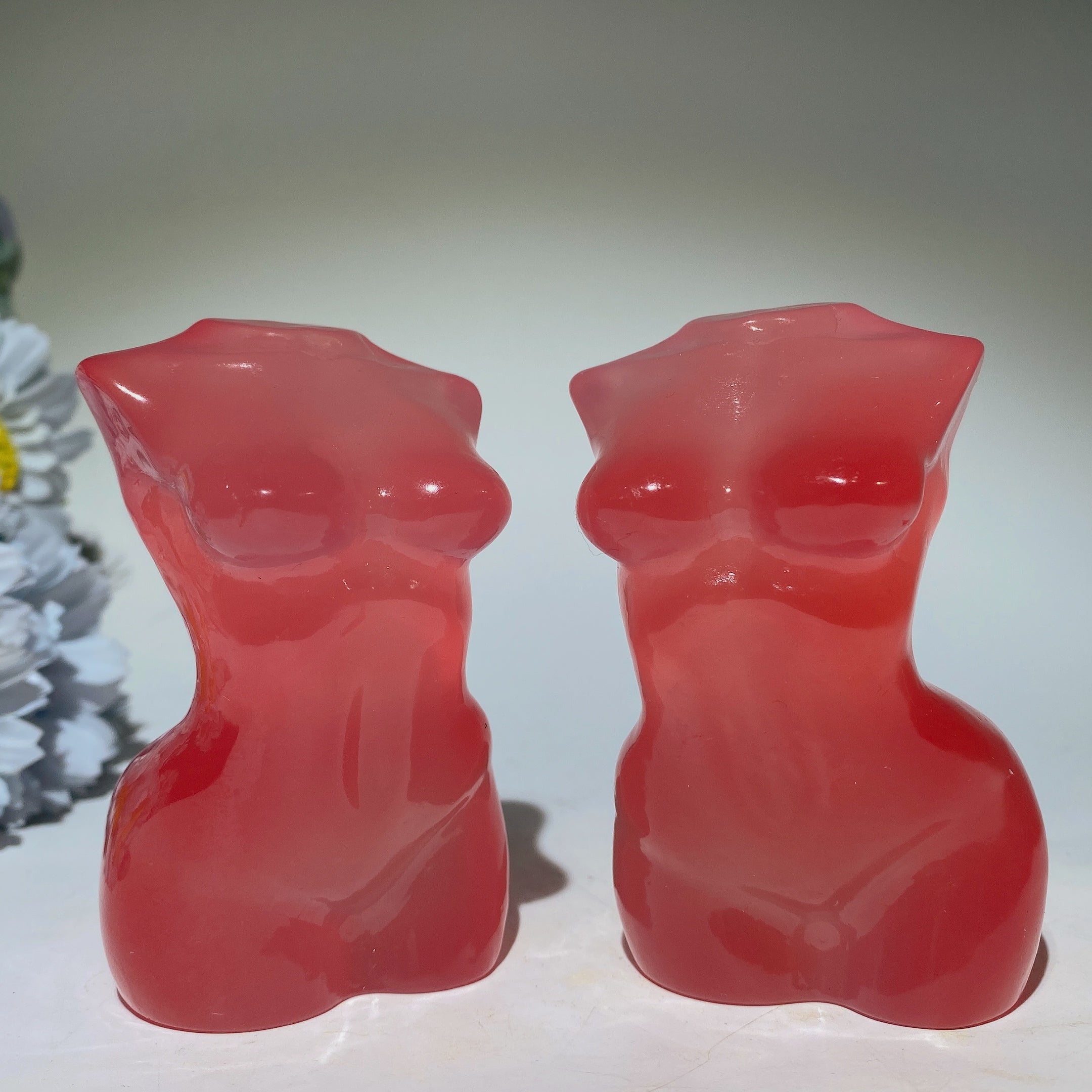 Figurine sculptée en cristal réactif aux UV de 9 cm pour la guérison