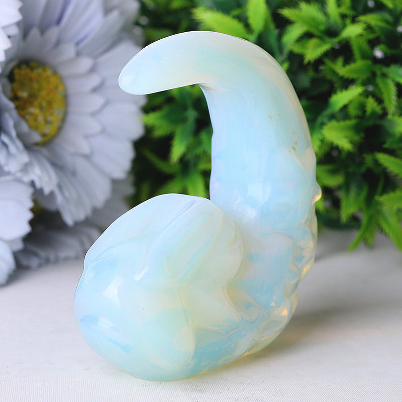 Figurine sculptée en cristal de lapin lune en opalite de 7,6 cm
