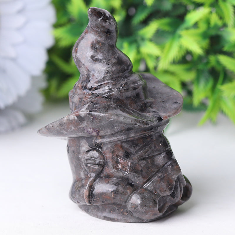 Figurine sculptée en cristal Yooperlite Wizard de 3 pouces