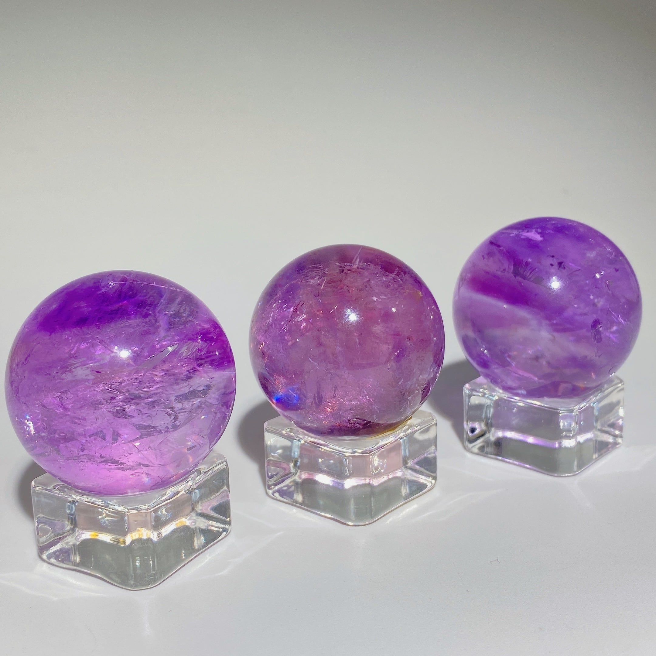 30-35mm Rainbow Amethyst Healing Crystal Sphere