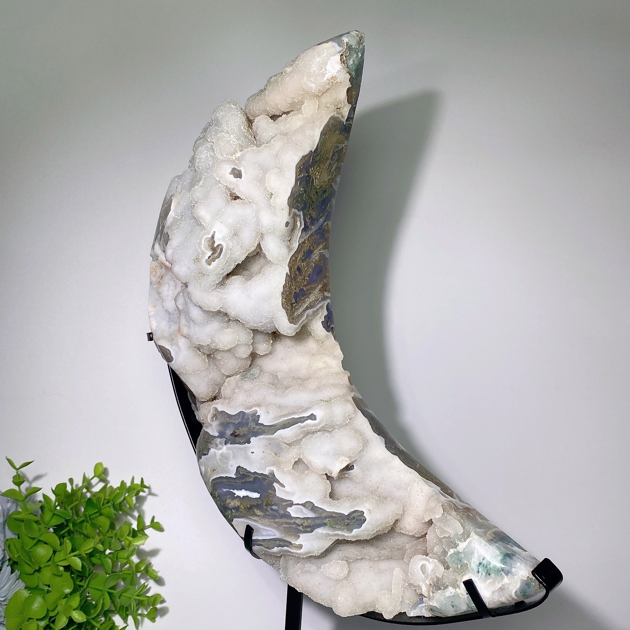 Agate mousse druzy de 30 cm, sculpture en cristal de lune pour la guérison