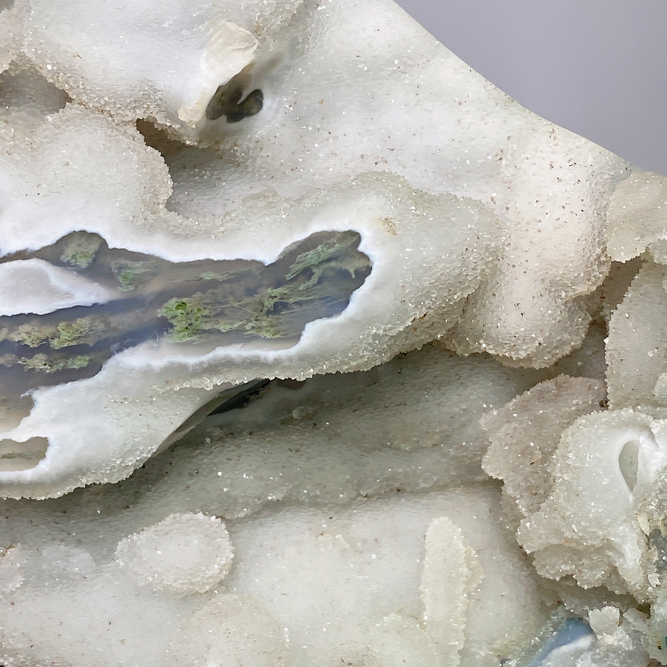 Agate mousse druzy de 30 cm, sculpture en cristal de lune pour la guérison