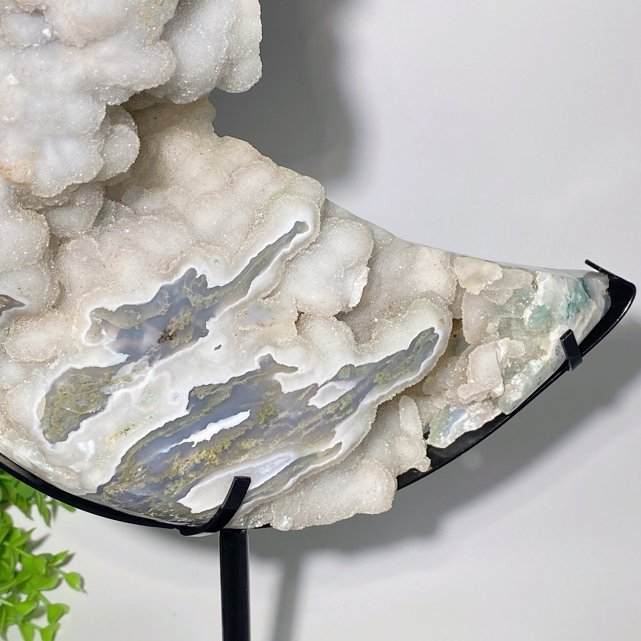 Agate mousse druzy de 30 cm, sculpture en cristal de lune pour la guérison