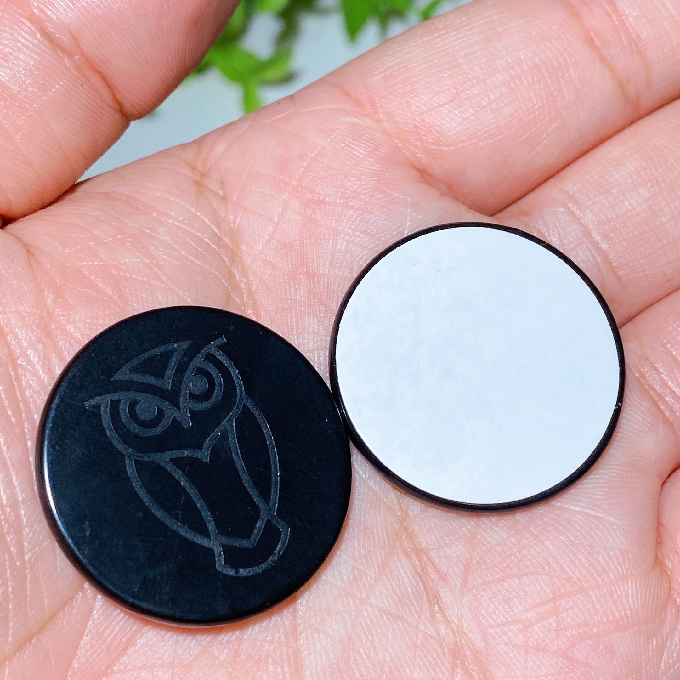 Dalle ronde en cristal de guérison schungite de 30 mm