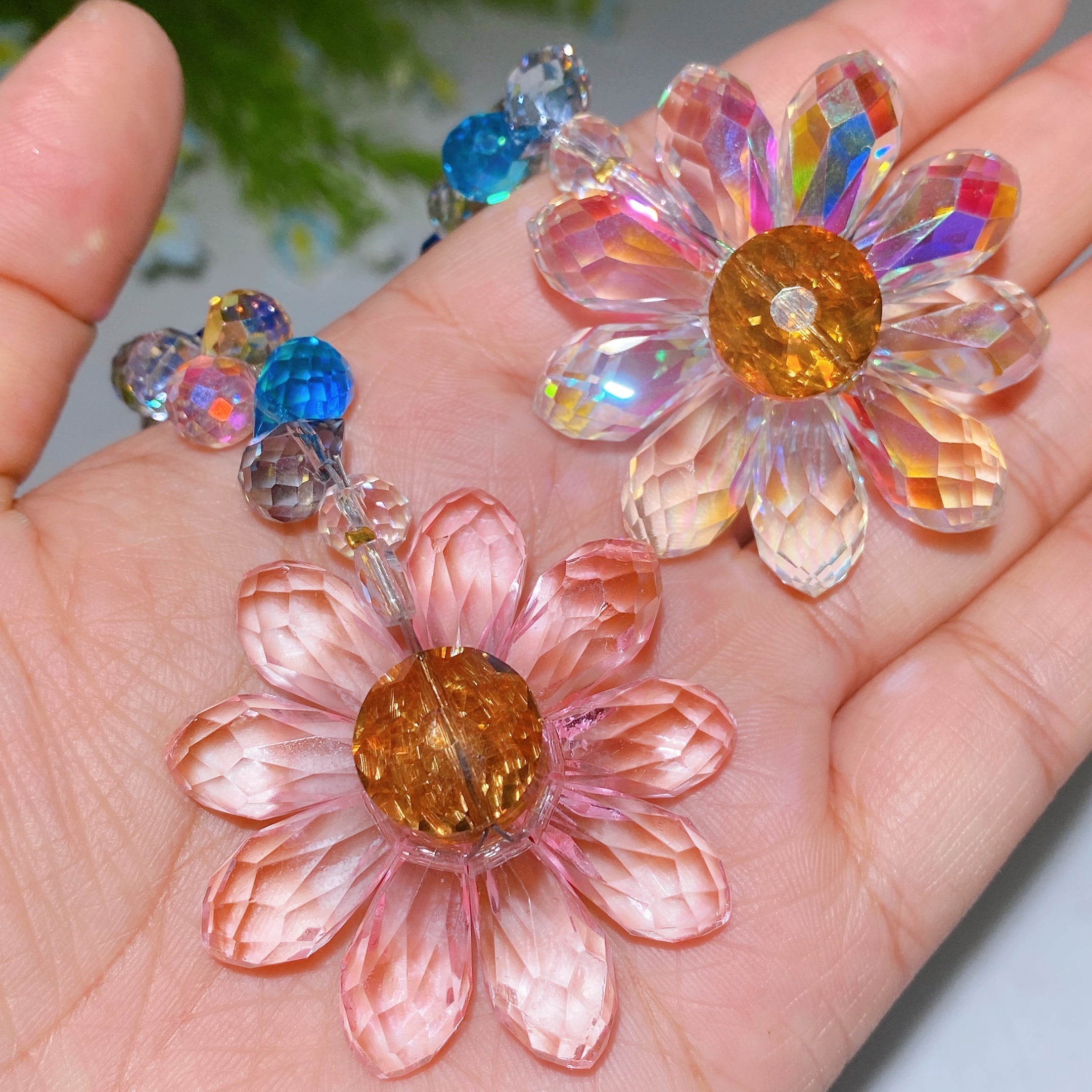 32cm Glass Sunflower Crystal Healing Suncatcher