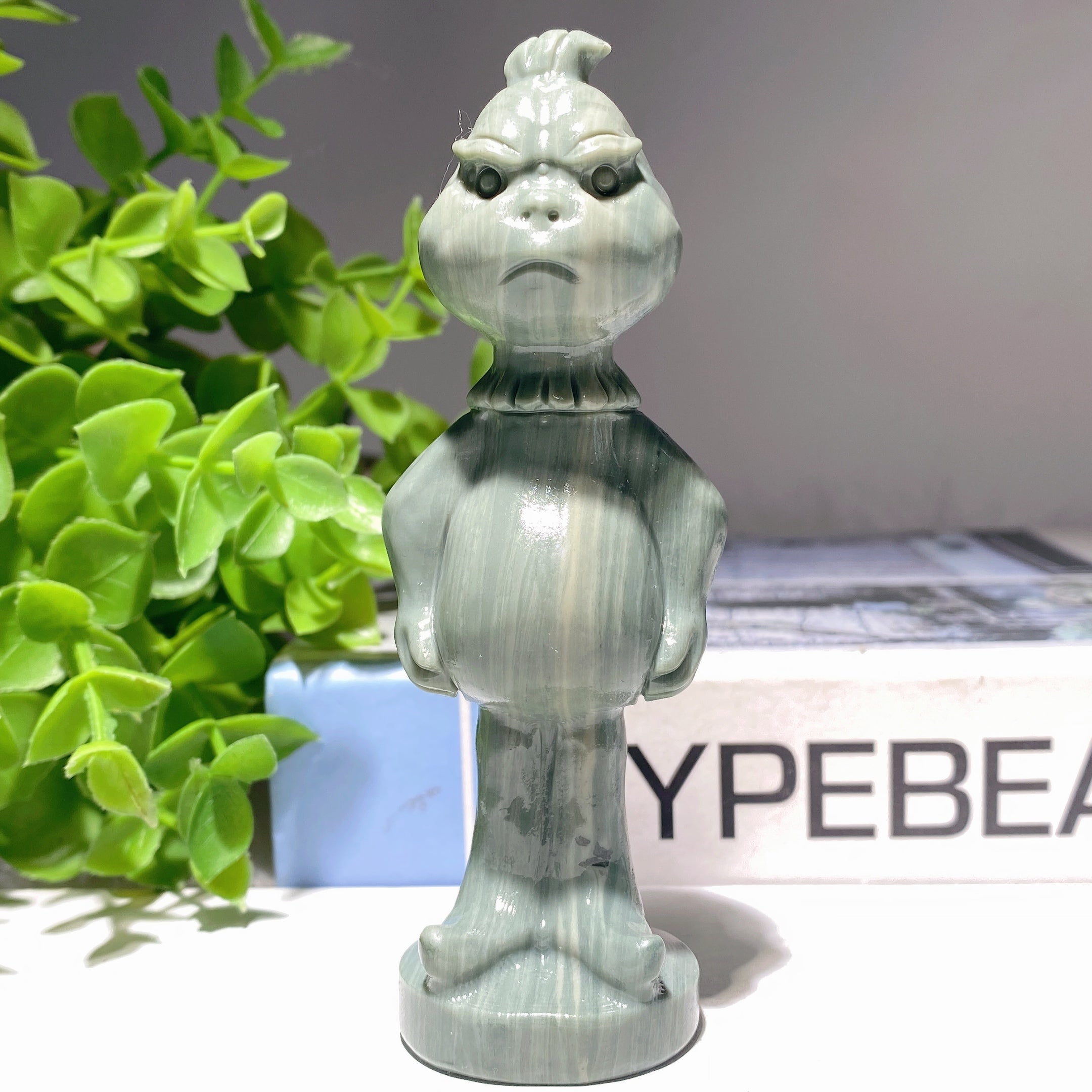 4.2-inch Mixed Crystal Grinch Spiritual Statues for Meditation