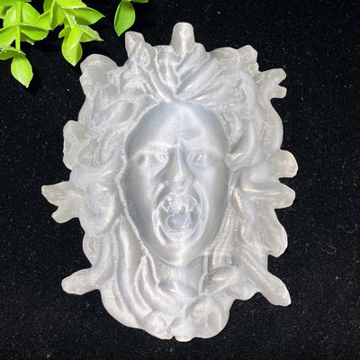 Sculpture en cristal de méduse en sélénite de 4,6 pouces