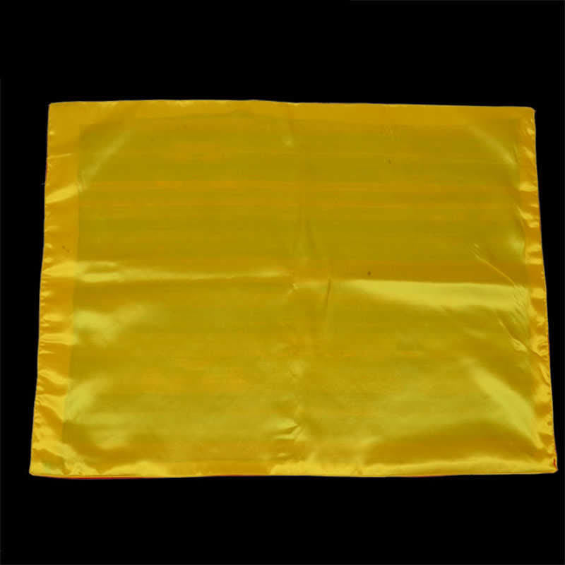 Tapis d'autel de prière 48 cm x 68 cm avec 8 symboles de bon augure pour la méditation de guérison