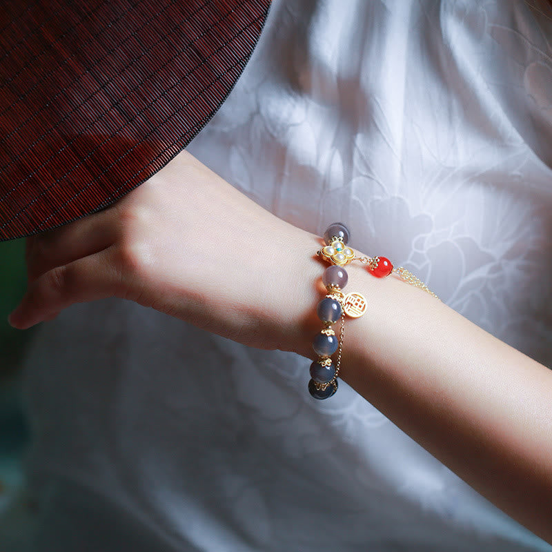8mm Gray Agate Fu Character Balance Bracelet