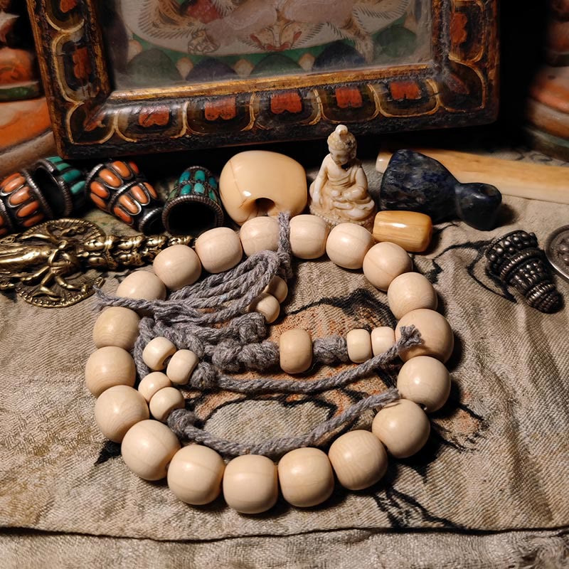 8mm Abelia Biflora Wood 108 Bead Warding Mala Bracelet