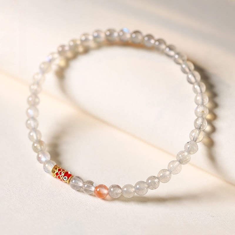 Bracelet Koi en pierre de lune de 4 mm pour le calme et la chance