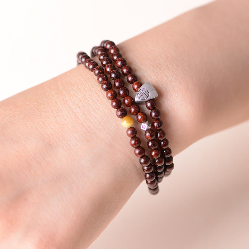 Bracelet de protection spirituelle en bois de santal rouge à petites feuilles de 4 mm