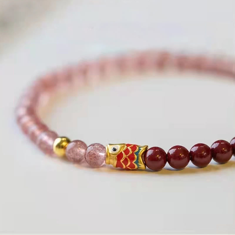 Bracelet de guérison porte-bonheur en quartz fraise de 4 mm avec poisson koï