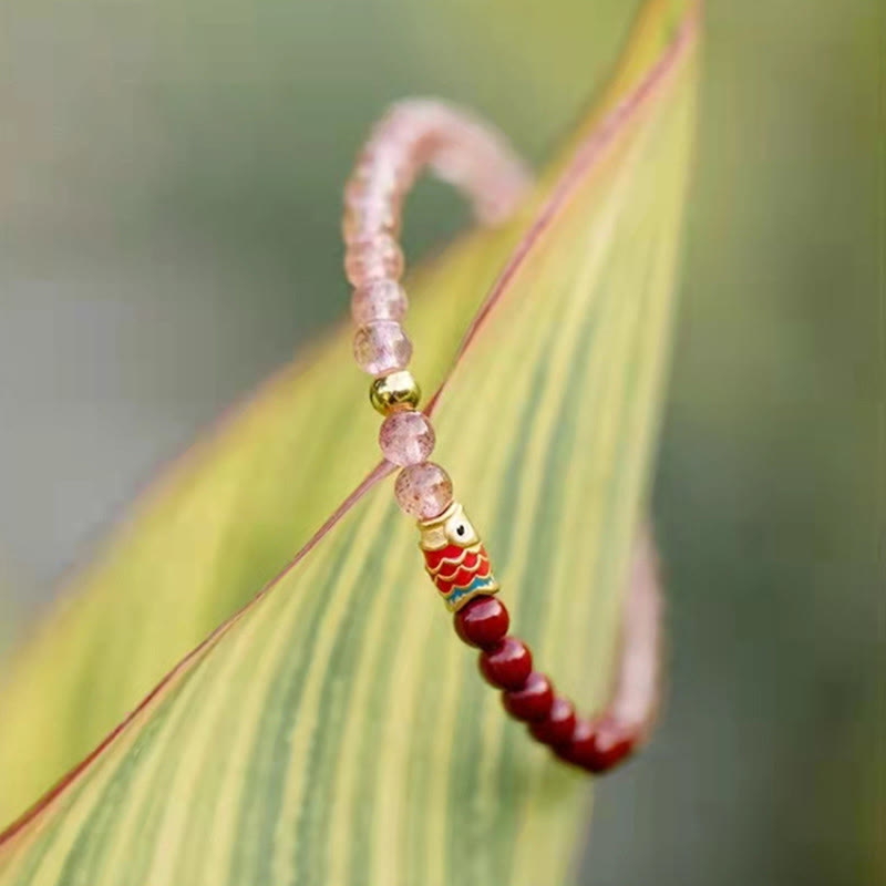 Bracelet de guérison porte-bonheur en quartz fraise de 4 mm avec poisson koï