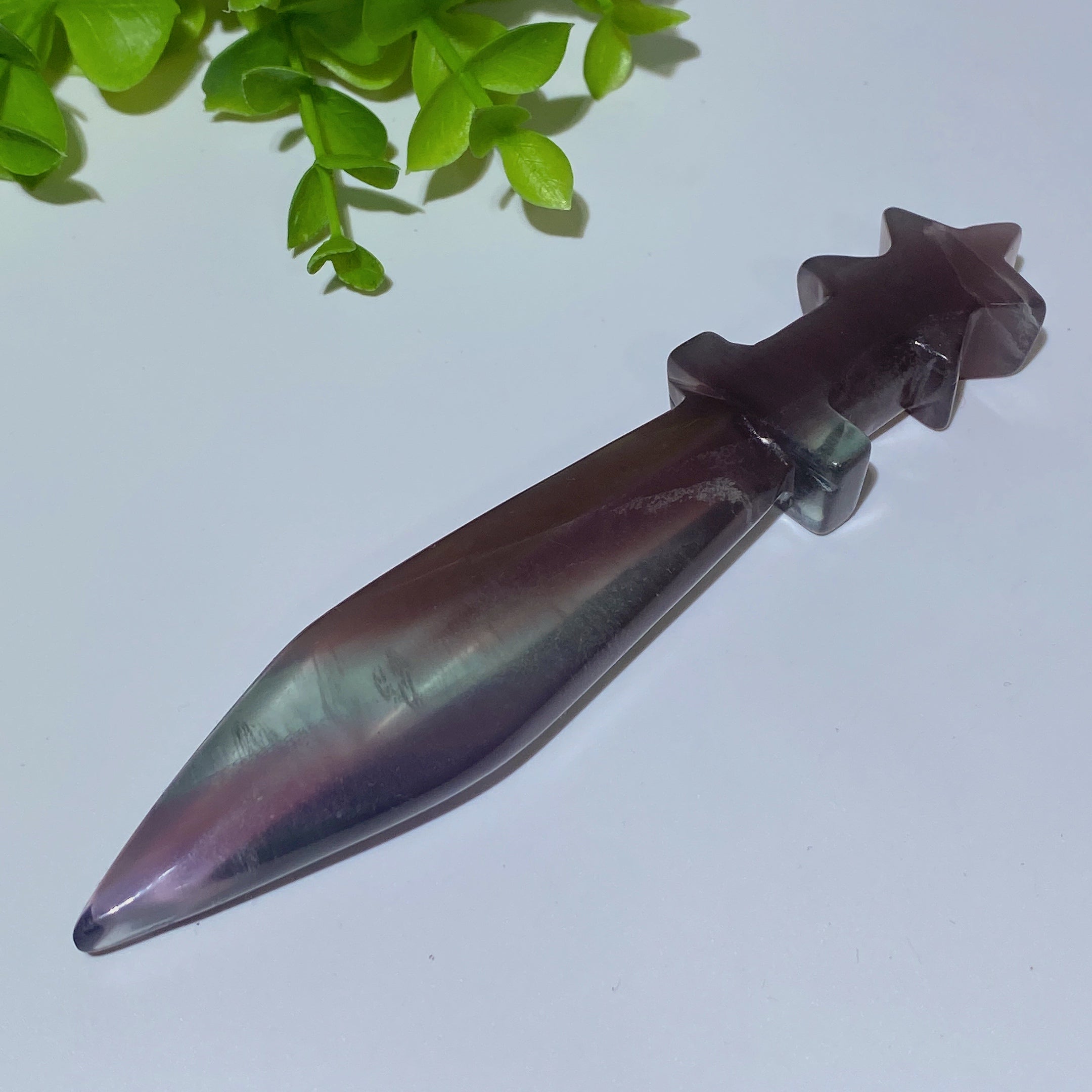 Figurines sculptées d'épées en cristal mixte de 5,1 pouces
