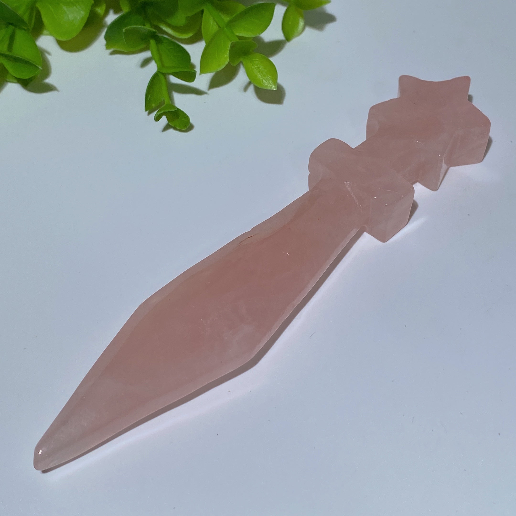 Figurines sculptées d'épées en cristal mixte de 5,1 pouces