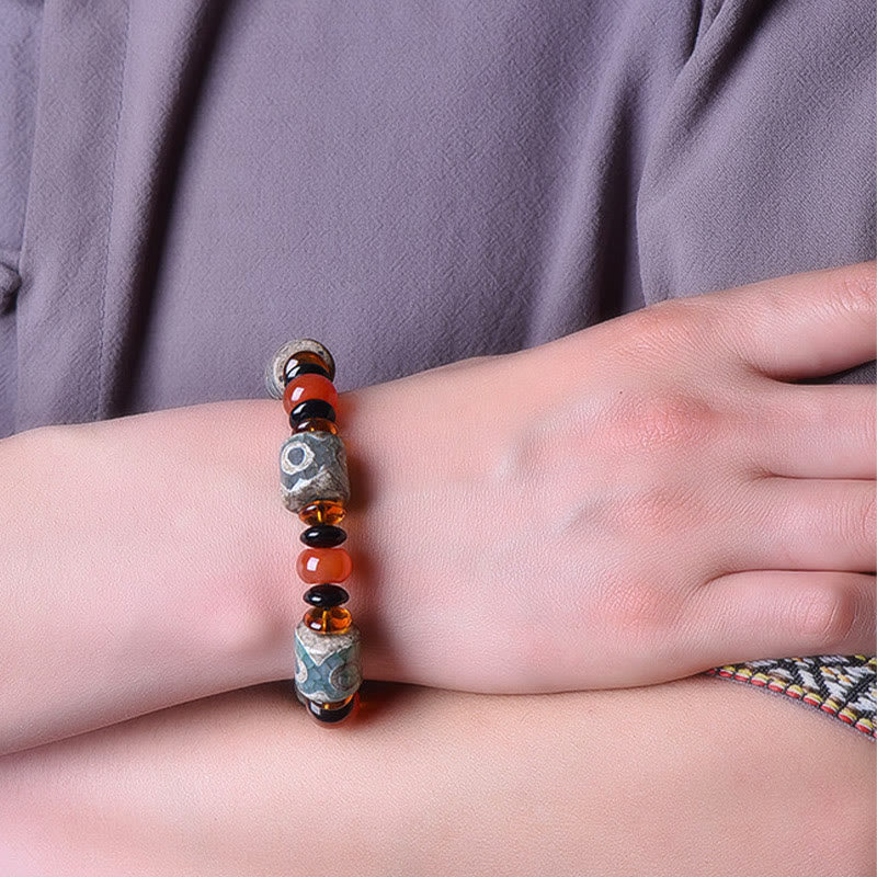 Unisex Three-Eyed Dzi Bead Agate Protection Bracelet