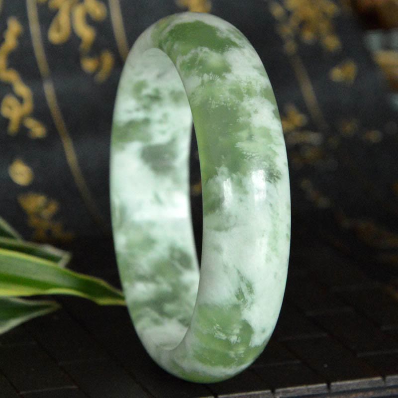 Bracelet jonc porte-bonheur et prospérité en jade naturel de 58 à 60 mm