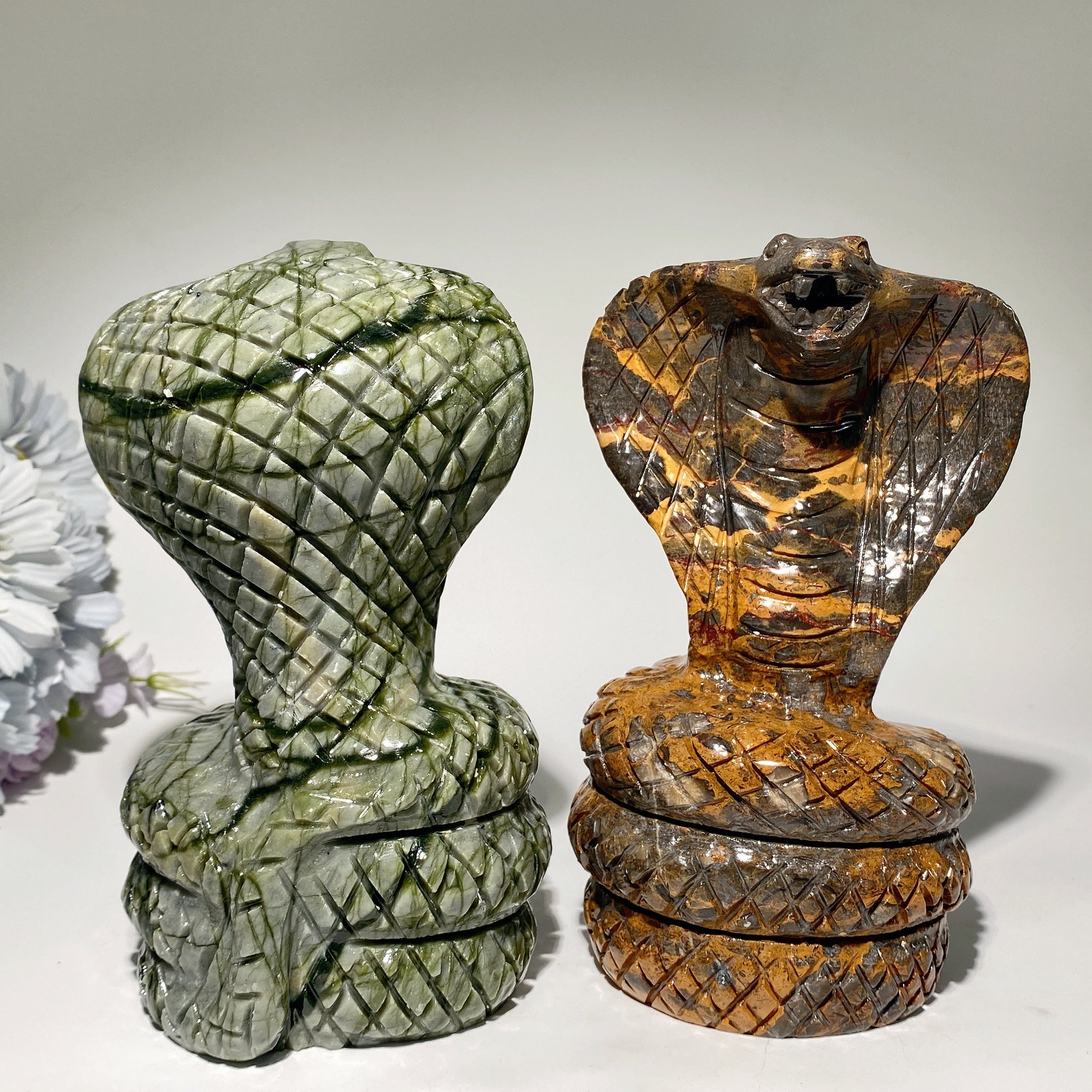 6.5-inch Jade Cobra Crystal Animal Carving for Healing