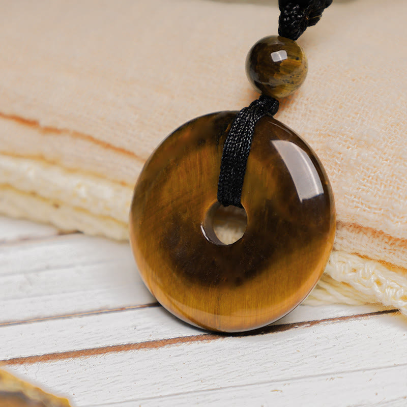 Unisex Spiritual Lucky Coin Pendant Necklace