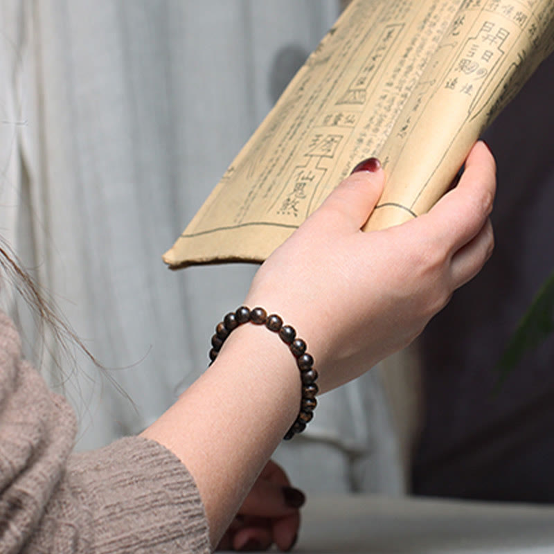 Bracelet en bois d'agar 6 mm pour la méditation et l'équilibre