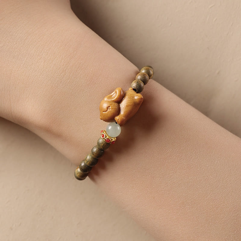 Bracelet lapin positif en bois de santal vert 6 mm