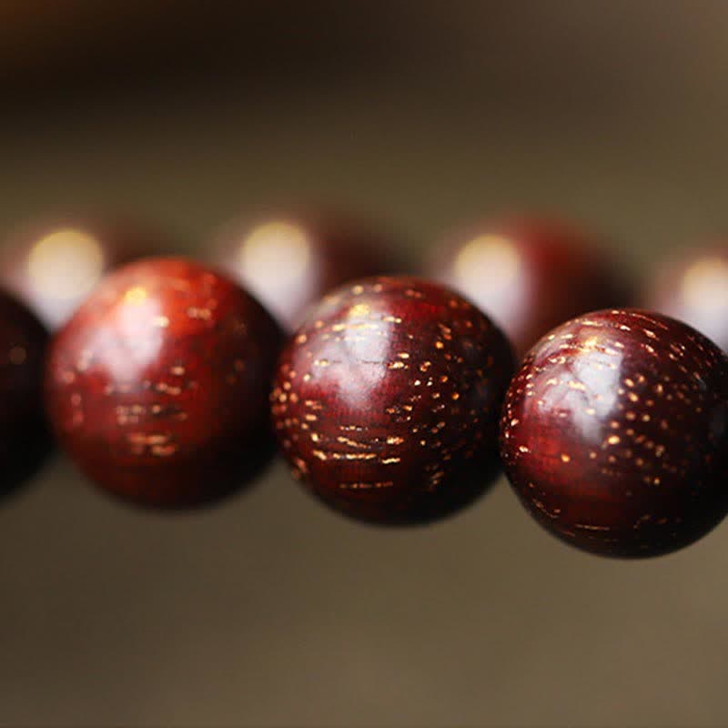 Bracelet en jade de 6 mm avec breloque en bois de santal et étoile dorée pour la protection