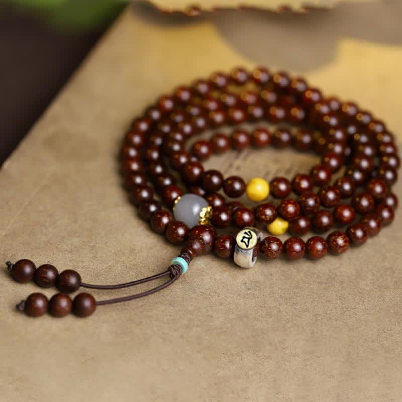 Bracelet en jade de 6 mm avec breloque en bois de santal et étoile dorée pour la protection