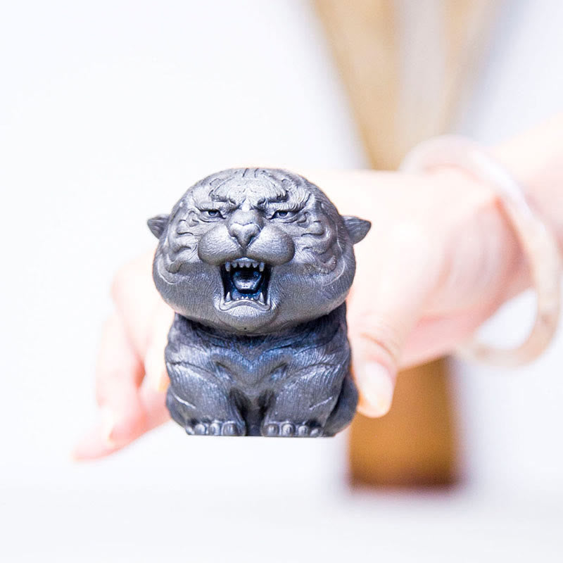 Statuette miniature en résine de poudre de fer représentant un tigre rugissant de 7,5 cm