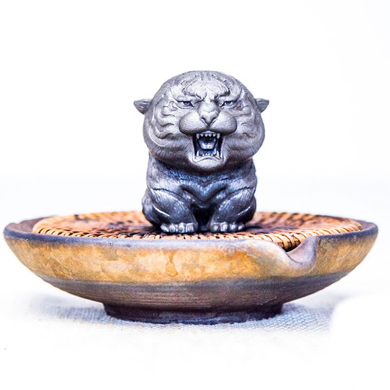 Statuette miniature en résine de poudre de fer représentant un tigre rugissant de 7,5 cm