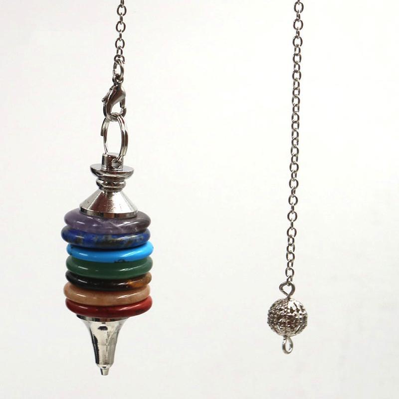 Pendule en pierre de cristal Cairn à 7 chakras
