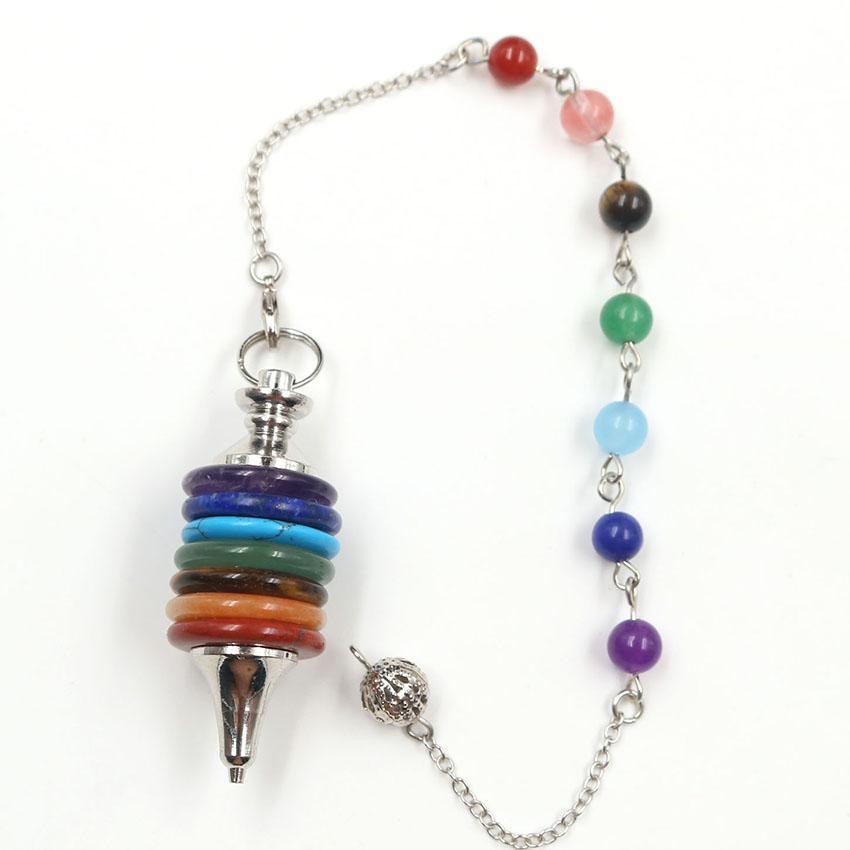 Pendule en pierre de cristal Cairn à 7 chakras