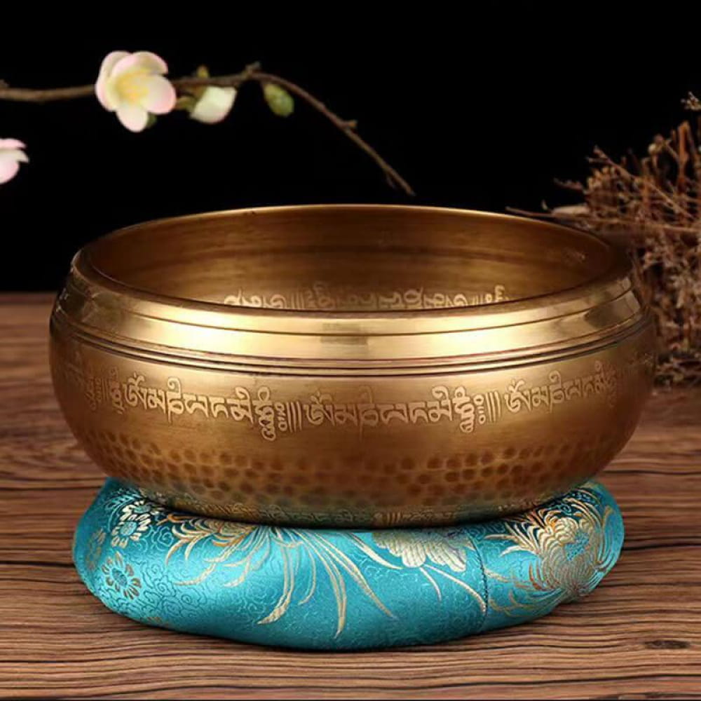 7 Chakra Tibetan Singing Bowl Set with Cushion & Stick - 20 cm / Bowl + Black Walnut Stick