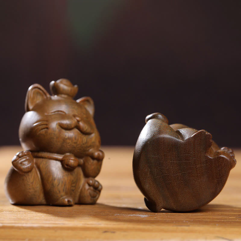 5cm Green Sandalwood Lucky Cat Statue for Peace & Prosperity