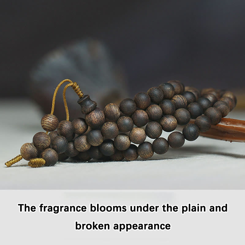 Bracelet Mala en bois d'agar de 7 mm pour la paix et la force