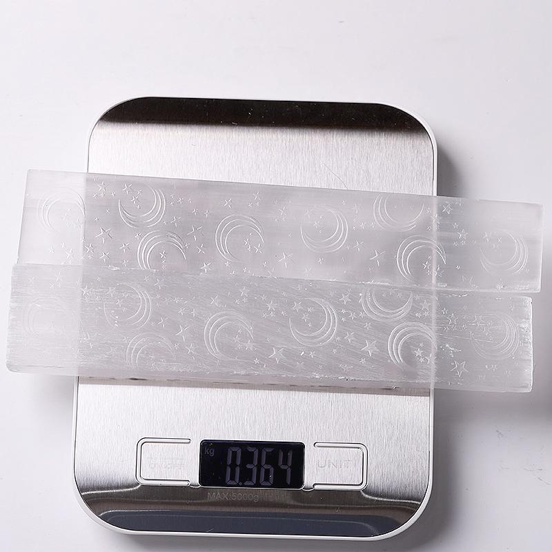 Baguette en cristal de sélénite de 8 po avec gravure de lune