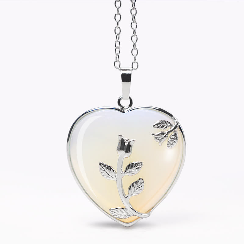 Collier pendentif cœur en améthyste pour la guérison et l'équilibre