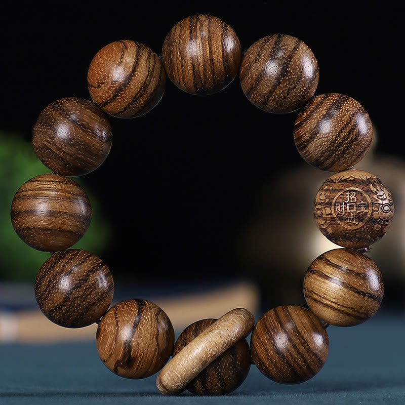 Bracelet zodiaque chinois en bois de rose avec pièce de cuivre sculptée pour le calme
