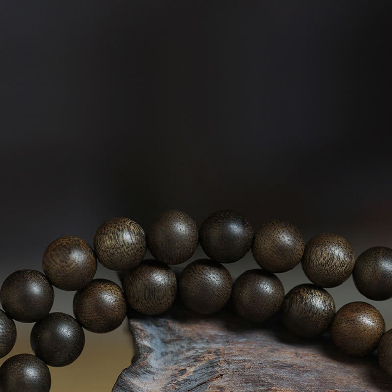 Bracelet d'équilibre du zodiaque chinois de 8 mm avec bois d'agar et jade