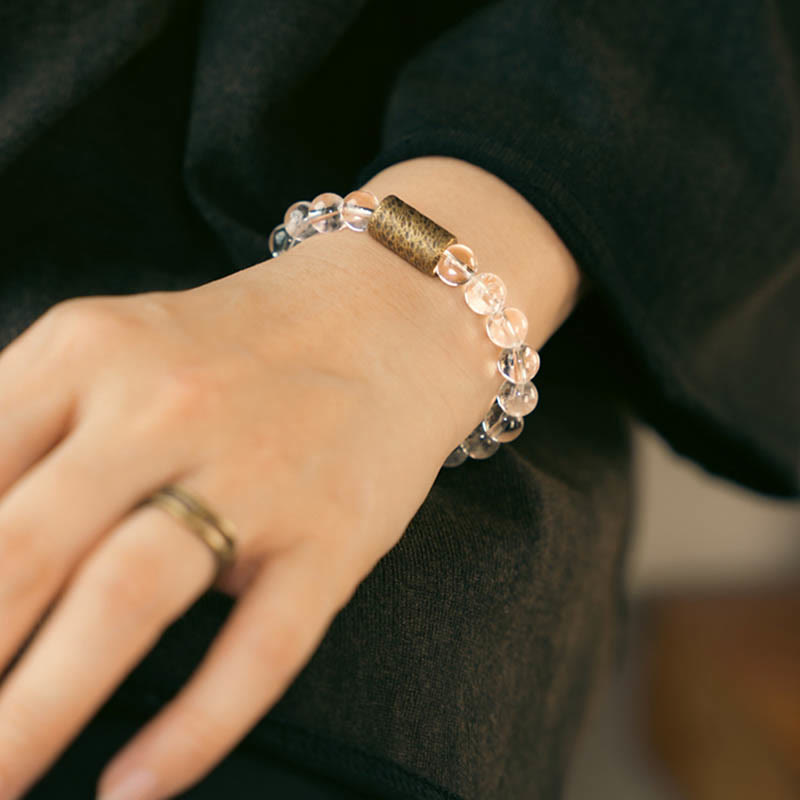 Bracelet de protection en quartz transparent de 8 mm pour une clarté mentale