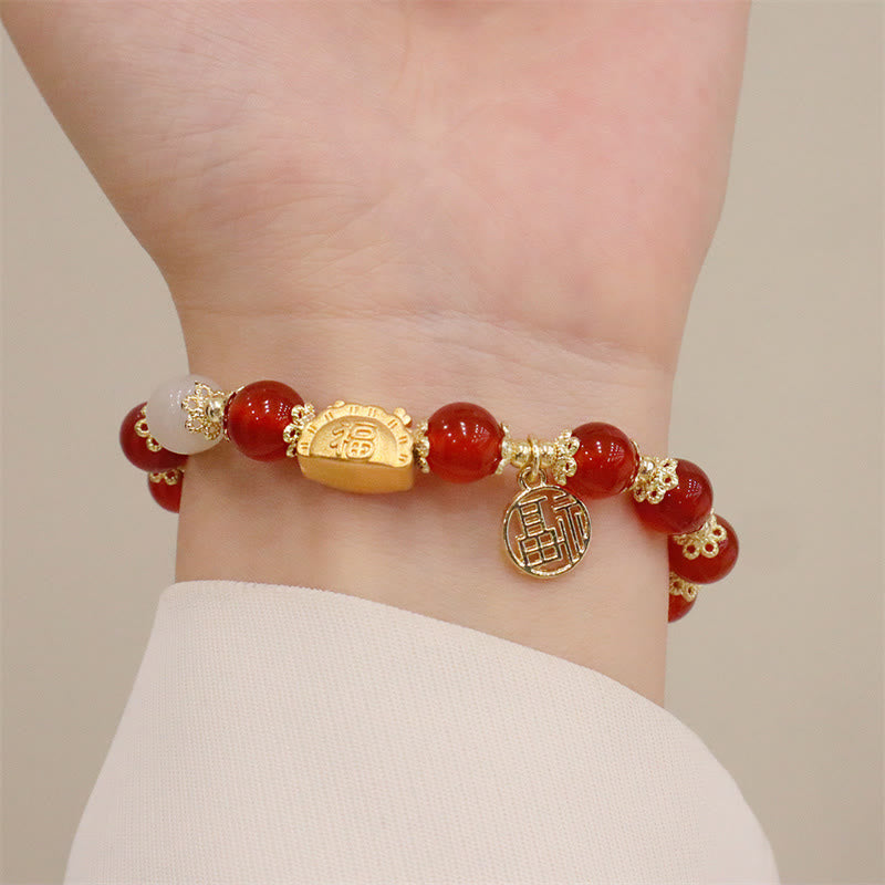 Bracelet Dragon Luck 8 mm avec agate rouge et pierres multifacettes