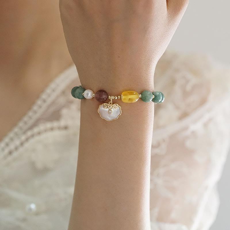 Bracelet porte-bonheur en jade et coquillage de 8 mm avec breloque cadenas Ruyi
