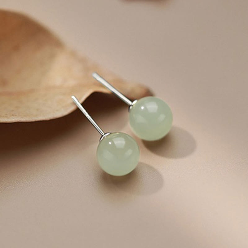 Boucles d'oreilles à tige en jade de 8 mm pour la prospérité et l'abondance
